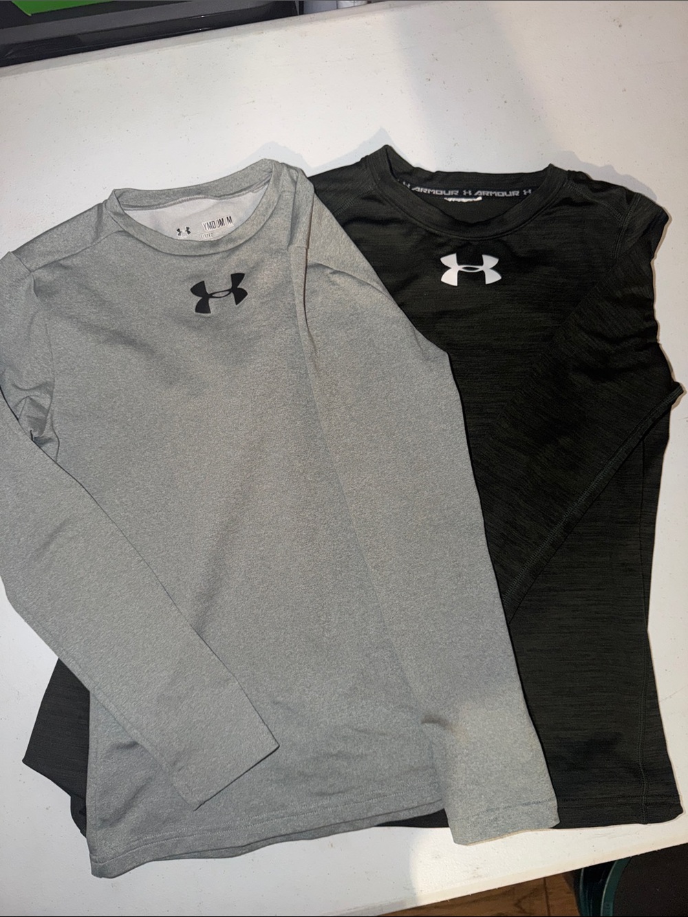 Under Armour Kids Long Sleeve Tech Tees in Gray and Black (Set of 2)